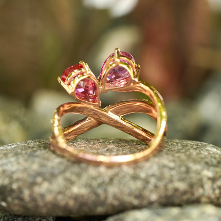 Pear shaped Ruby & Pink Sapphire ring, set on 18k rose gold