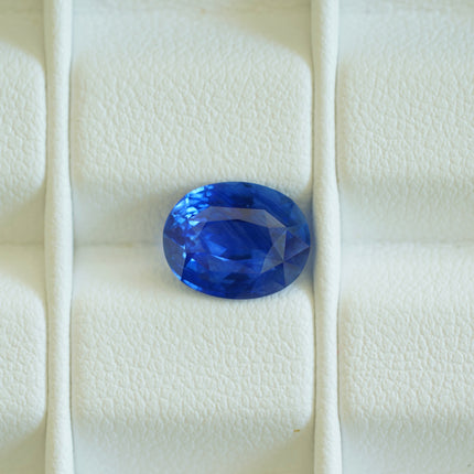 Ceylon Blue Sapphire - 3.56 ct