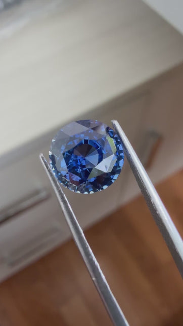 Ceylon Blue Sapphire - 4.04 ct