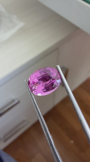 Natural Pink Sapphire - 3.03 ct